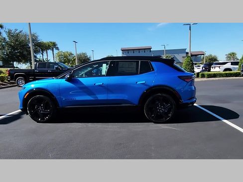 New 2026 Chevrolet Equinox EV RS image 19