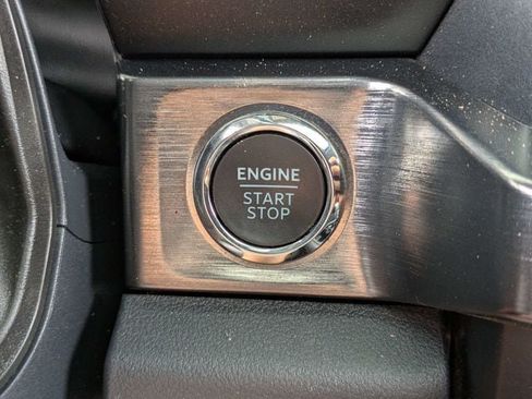 Used 2026 Ford F250 Lariat w/ Lariat Premium Package AWD/4WD image 30
