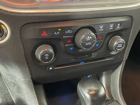 Used 2013 Dodge Charger R/T AWD/4WD image 8