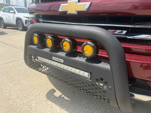 Used 2017 Chevrolet Silverado 1500 LTZ Z71 AWD/4WD image 20