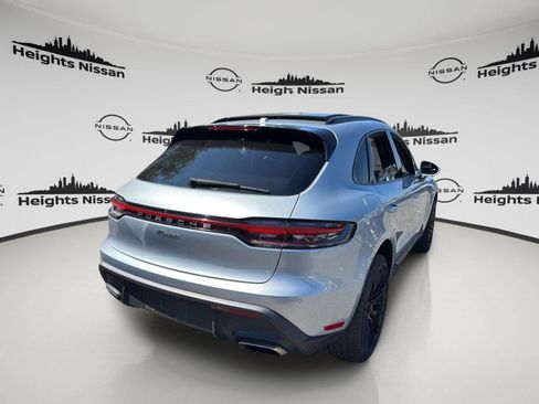 Used 2024 Porsche Macan AWD/4WD image 5