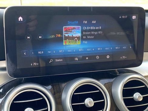 Used 2021 Mercedes-Benz GLC 300 image 24