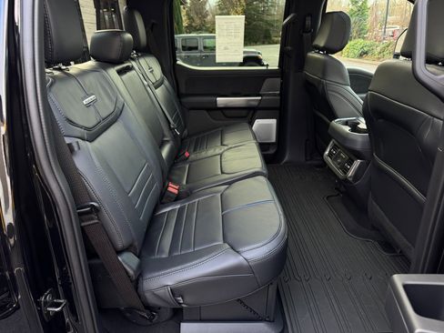 Used 2025 Ford F450 Platinum w/ FX4 Off-Road Package image 35