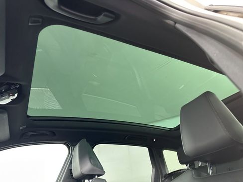 Used 2025 BMW X3 xDrive30i w/ Premium Package image 22