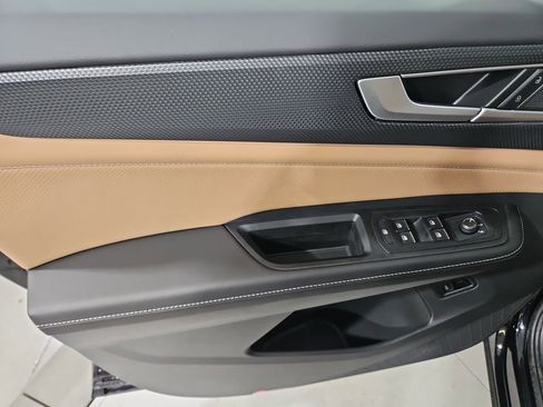 New 2026 Volkswagen Atlas Cross Sport SEL R-Line AWD/4WD image 10