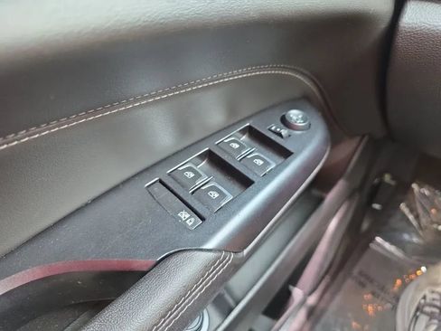 Used 2014 Cadillac SRX Performance w/ Driver Awareness Package FWD image 25