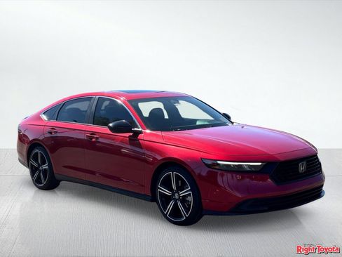 Used 2024 Honda Accord Sport image 8