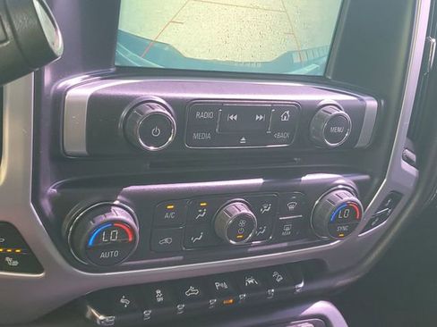 Used 2018 GMC Sierra 1500 SLT AWD/4WD image 20