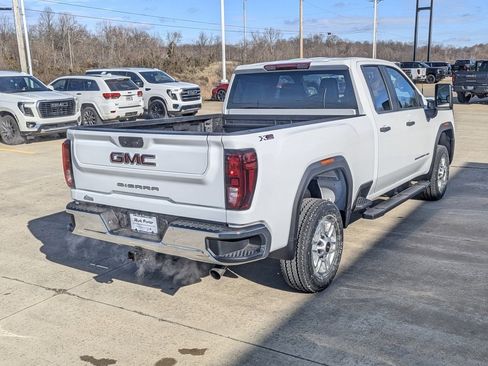 New 2026 GMC Sierra 2500 Pro w/ Convenience Package image 7