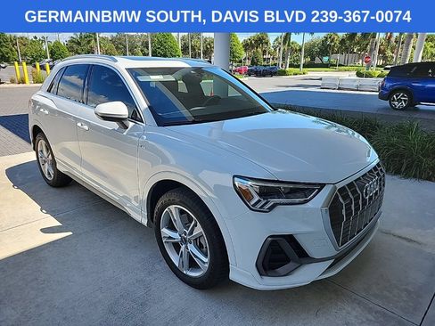 Used 2022 Audi Q3 2.0T Premium Plus AWD/4WD image 9