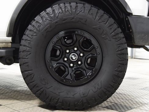 Used 2021 Ford Bronco Wildtrak image 26