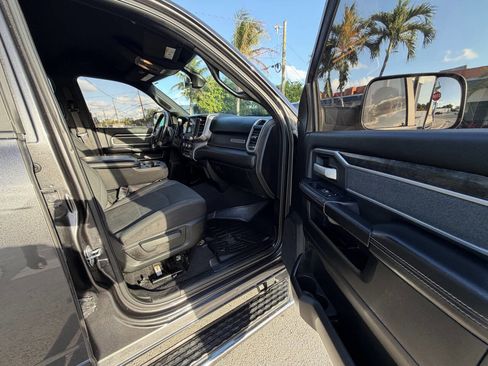 Used 2019 RAM 2500 Big Horn image 21