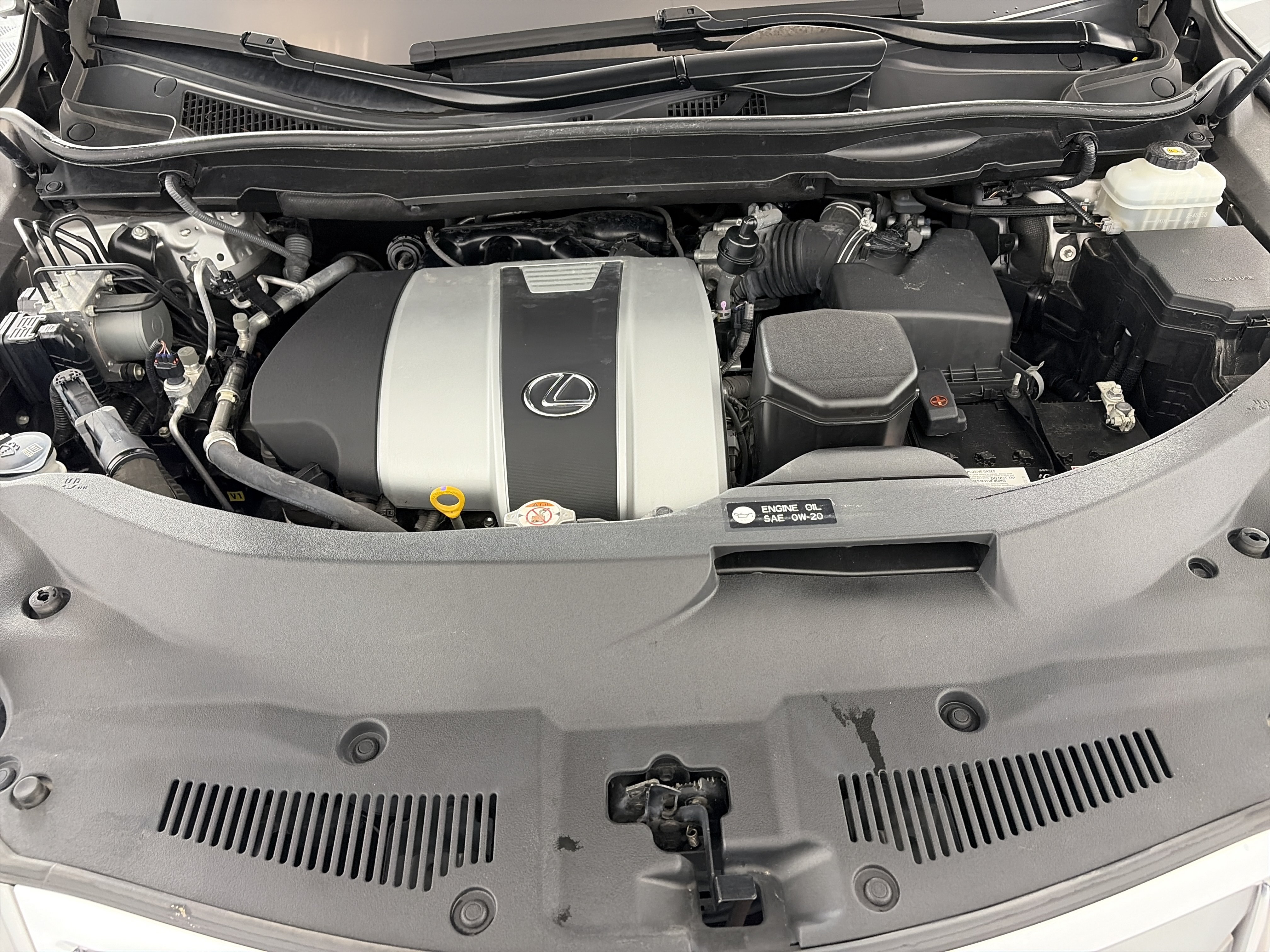 Used 2019 Lexus RX 350L Luxury w/ Accessory Package AWD/4WD image 11