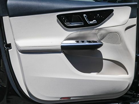 New 2026 Mercedes-Benz GLC 300 image 19