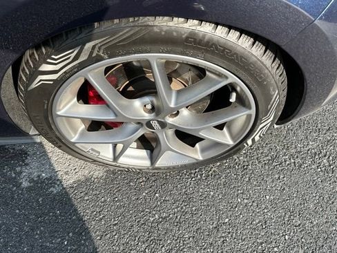 Used 2017 Volkswagen GTI SE FWD image 6