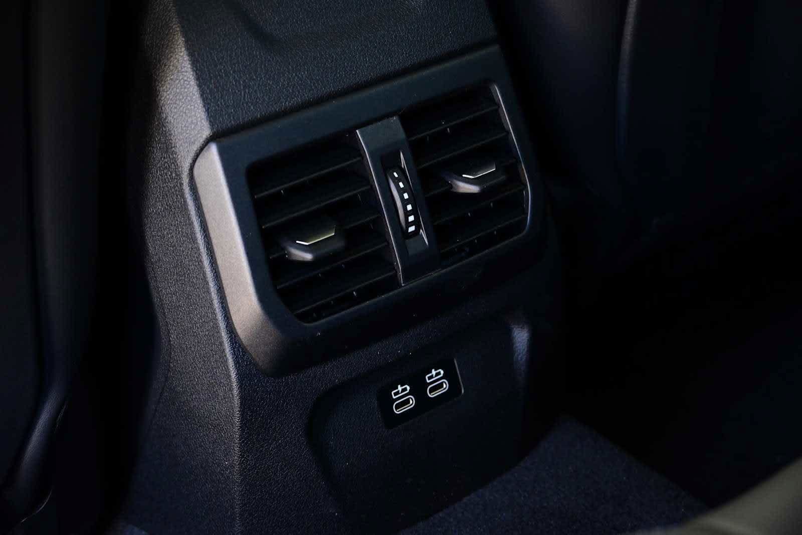 Used 2026 BMW 228i w/ Technology Package FWD image 27