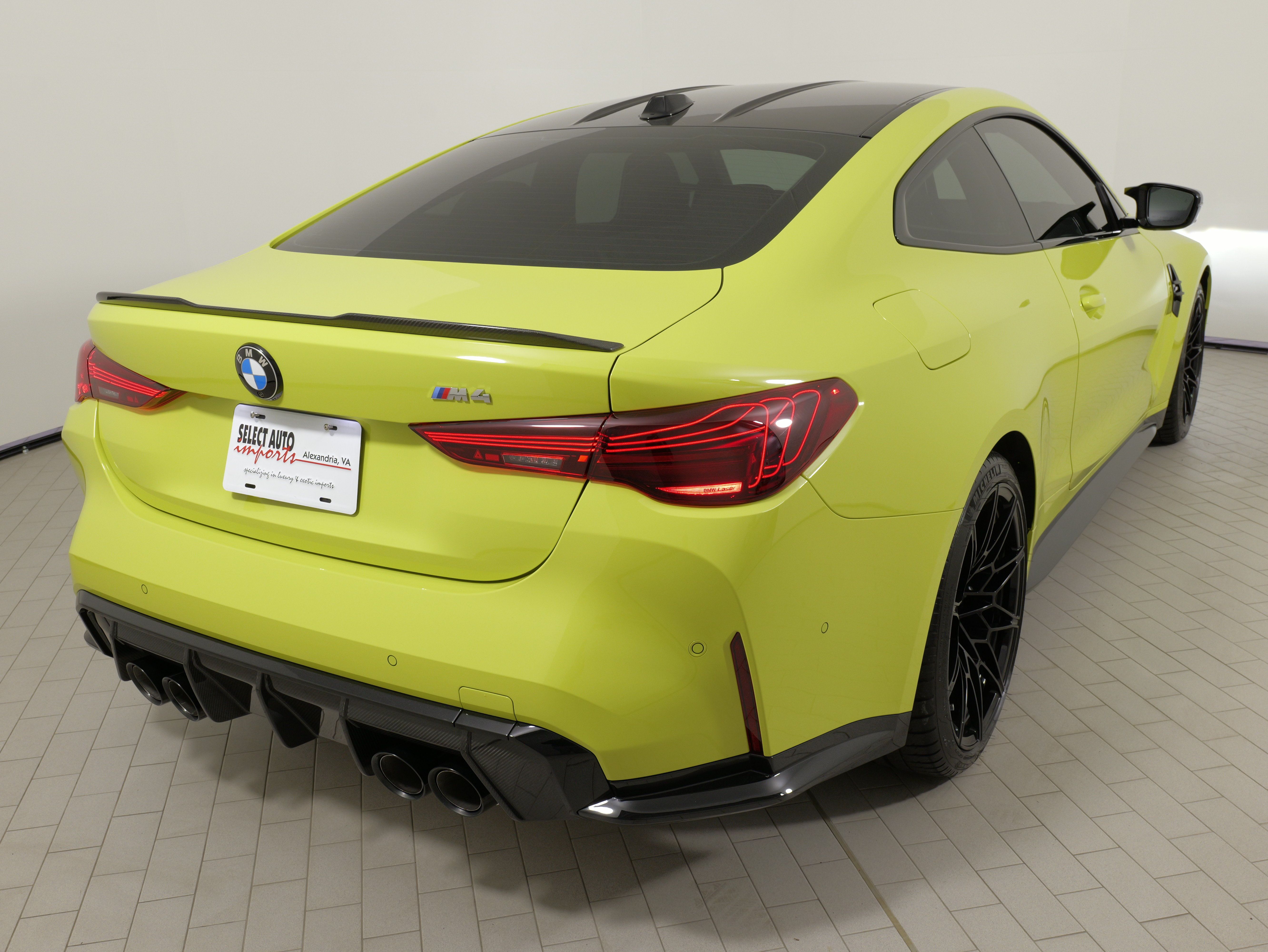 Used 2025 BMW M4 Coupe w/ M Carbon Exterior Package RWD image 17