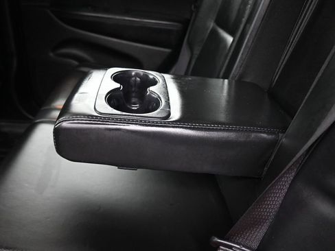 Used 2020 Jeep Grand Cherokee Limited AWD/4WD image 32