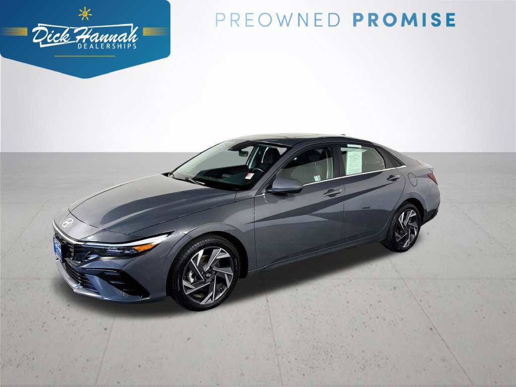 Used 2025 Hyundai Elantra SEL FWD image 1