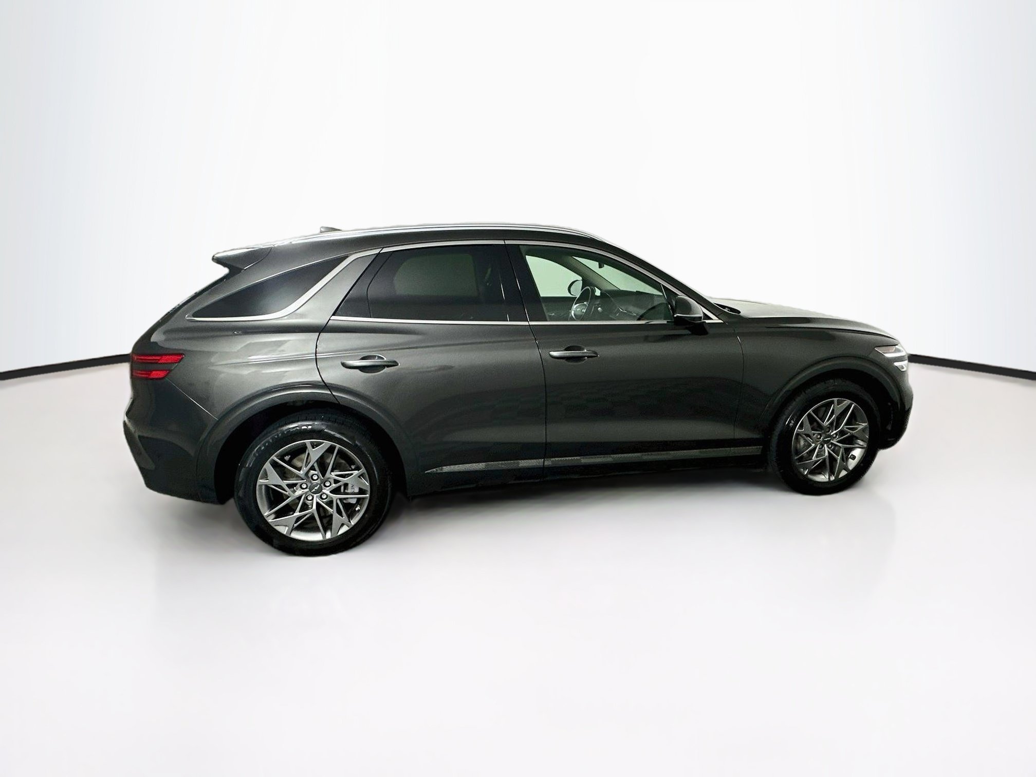Used 2025 Genesis GV70 2.5T AWD/4WD image 10