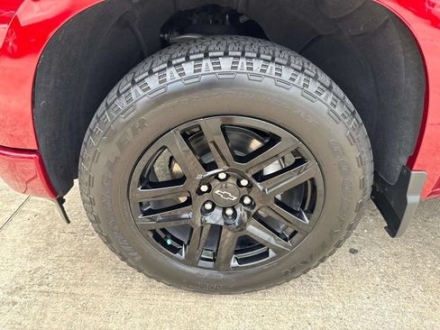 Used 2026 Chevrolet Silverado 1500 RST w/ RST Select Package RWD image 4