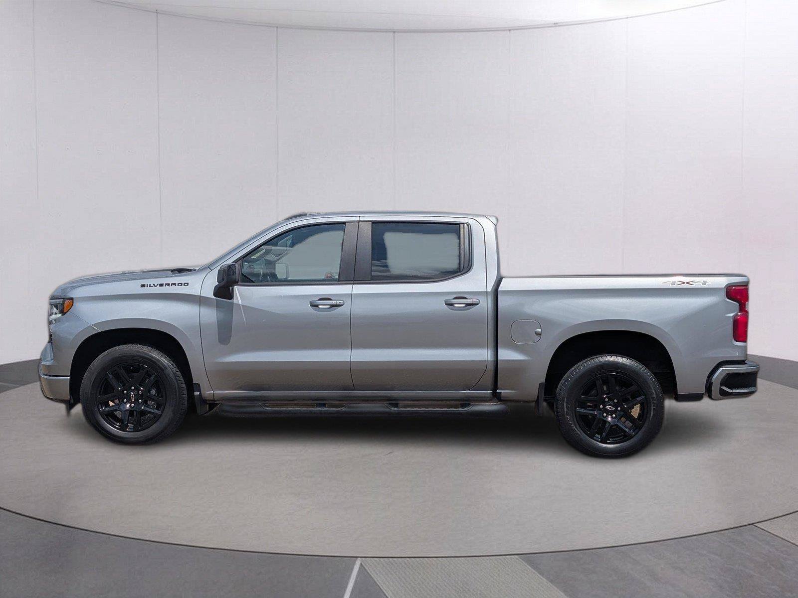 Certified 2023 Chevrolet Silverado 1500 RST w/ Rally Edition AWD/4WD image 2