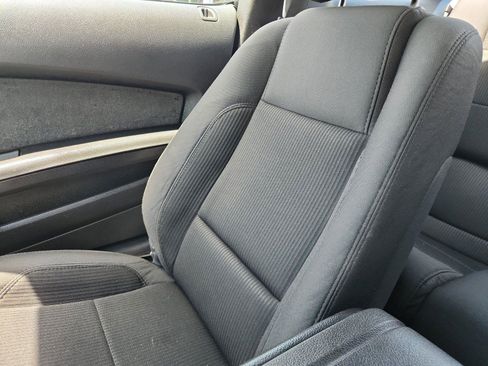 Used 2012 Ford Mustang Coupe RWD image 26