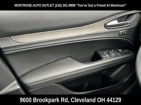 Used 2023 Alfa Romeo Stelvio Ti w/ Active Assist Plus Package image 31
