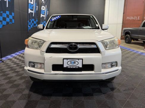 Used 2011 Toyota 4Runner Limited AWD/4WD image 7
