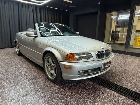 Used 2001 BMW 330Ci Convertible RWD image 10