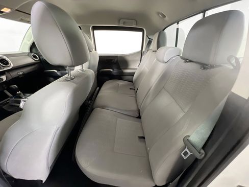 Used 2018 Toyota Tacoma SR5 image 22