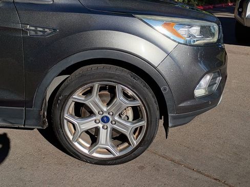 Used 2017 Ford Escape Titanium w/ Equipment Group 301A AWD/4WD image 2