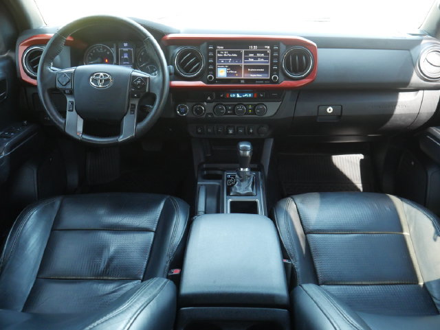 Used 2020 Toyota Tacoma TRD Off-Road w/ TRD Premium Off Road Package AWD/4WD image 8