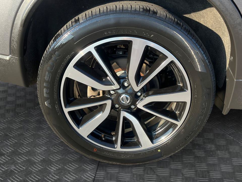 Used 2019 Nissan Rogue SL AWD/4WD image 22