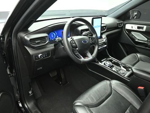 Certified 2023 Ford Explorer ST w/ Equipment Group 401A image 9