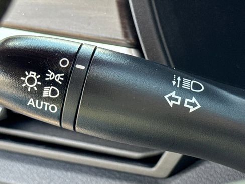 Used 2023 Nissan Altima 2.5 SV image 17