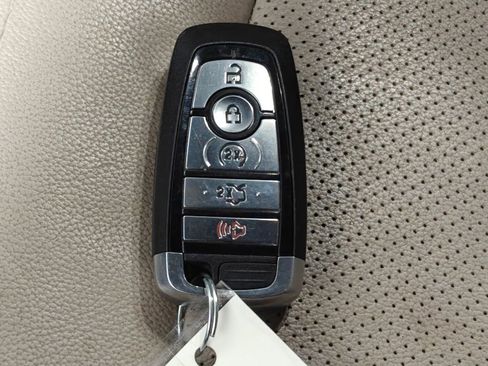 Used 2018 Ford Explorer Limited FWD image 17