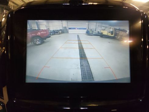 Used 2019 Chevrolet Traverse LT w/ LPO, Floor Liner Package AWD/4WD image 19