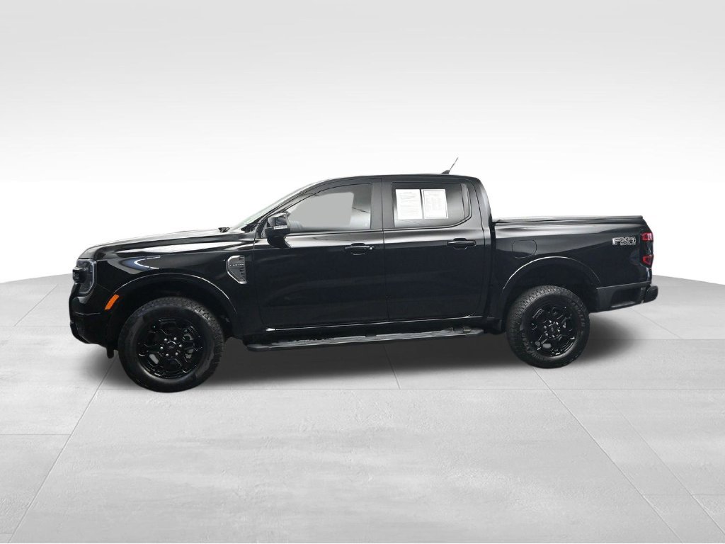 Used 2025 Ford Ranger Lariat w/ FX4 Off-Road Package AWD/4WD image 2