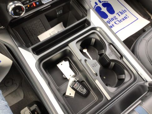 New 2026 Ford F250 Platinum w/ FX4 Off-Road Package image 22