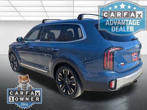 Used 2024 Kia Telluride SX Prestige w/ Towing Package image 2