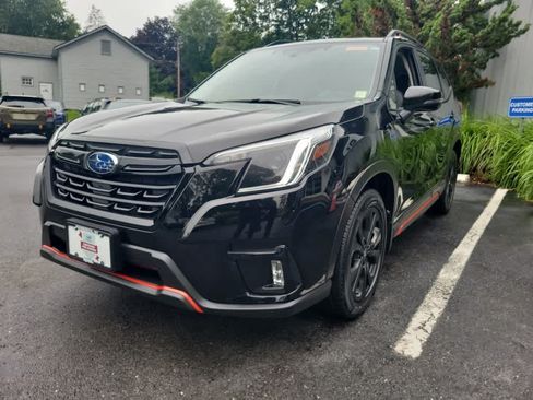 Certified 2023 Subaru Forester Touring AWD/4WD image 8