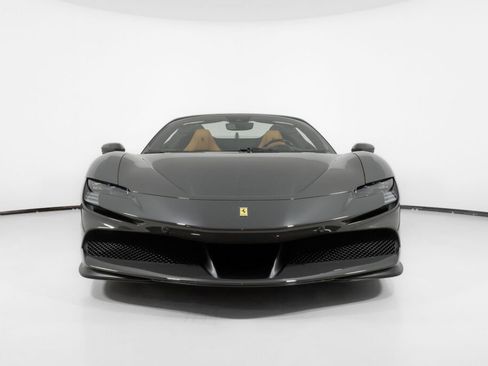 Used 2023 Ferrari SF90 Spider AWD/4WD image 8