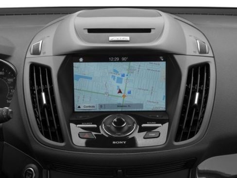 Used 2018 Ford Escape Titanium w/ Ford Safe & Smart Package image 17