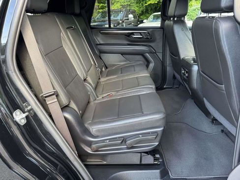 Used 2025 Chevrolet Tahoe Z71 AWD/4WD image 15