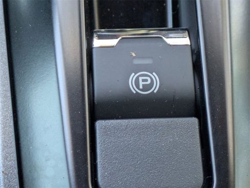 New 2026 Subaru Forester Premium image 25