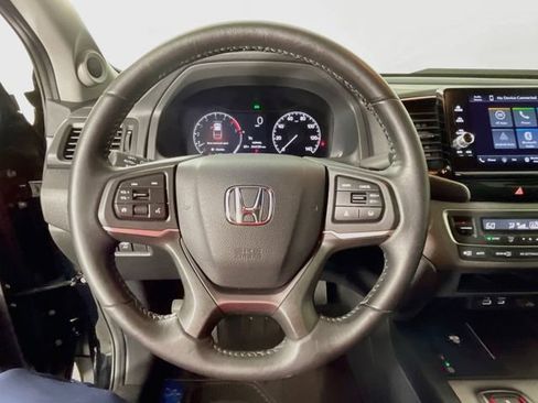 Used 2024 Honda Ridgeline Sport image 13