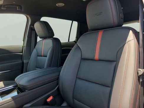 New 2026 Chevrolet Traverse RS image 24
