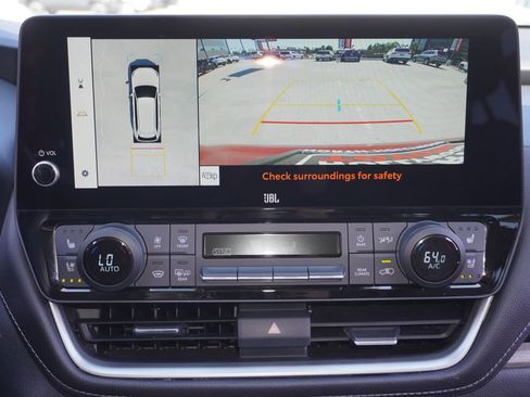 Certified 2024 Toyota Grand Highlander FWD image 18