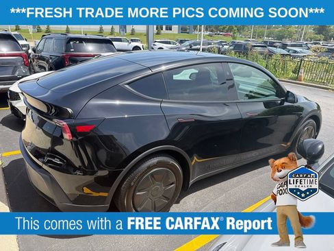 Used 2026 Tesla Model Y AWD image 4